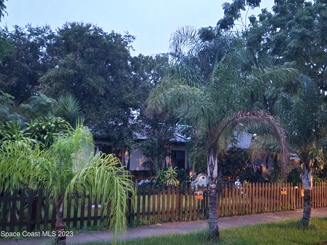 Photo of 3645 Longbow Road