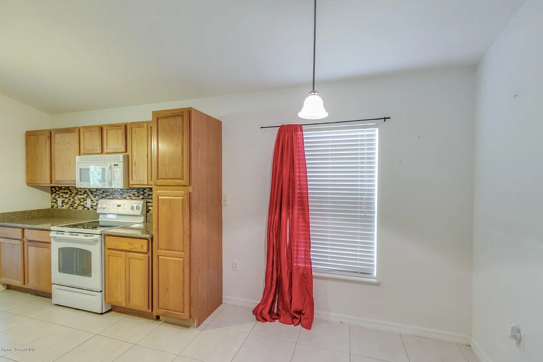 Photo of 459 Macon Drive