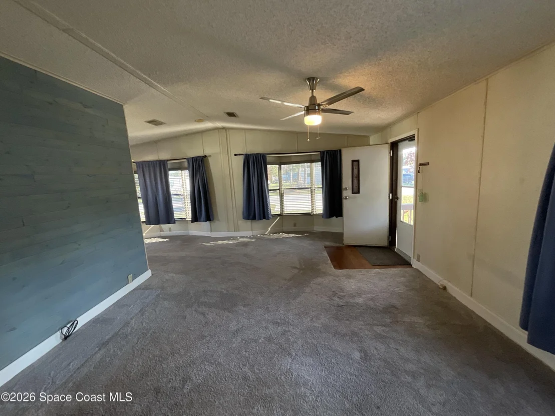 Photo of 844 Cardinal Avenue