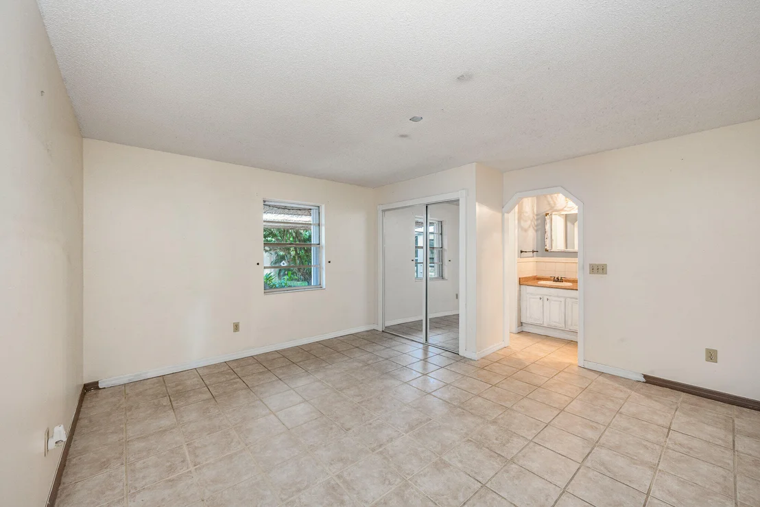 Photo of 764 Walnut Drive