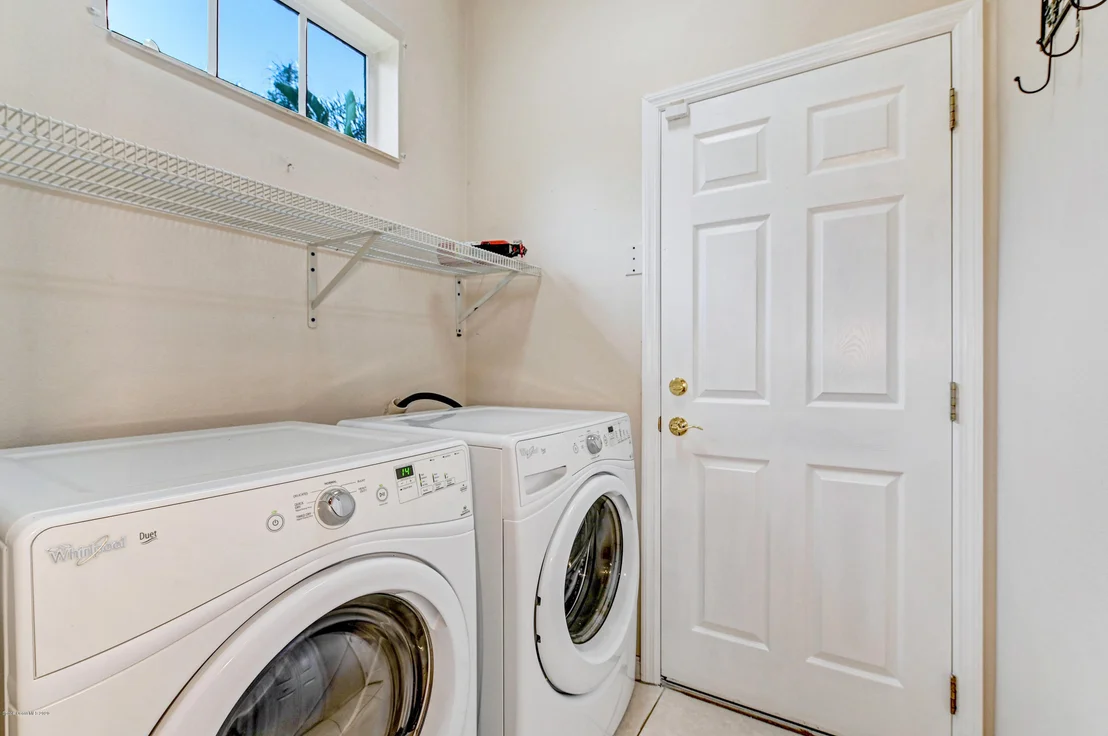 Photo of 876 Suntree Woods Drive
