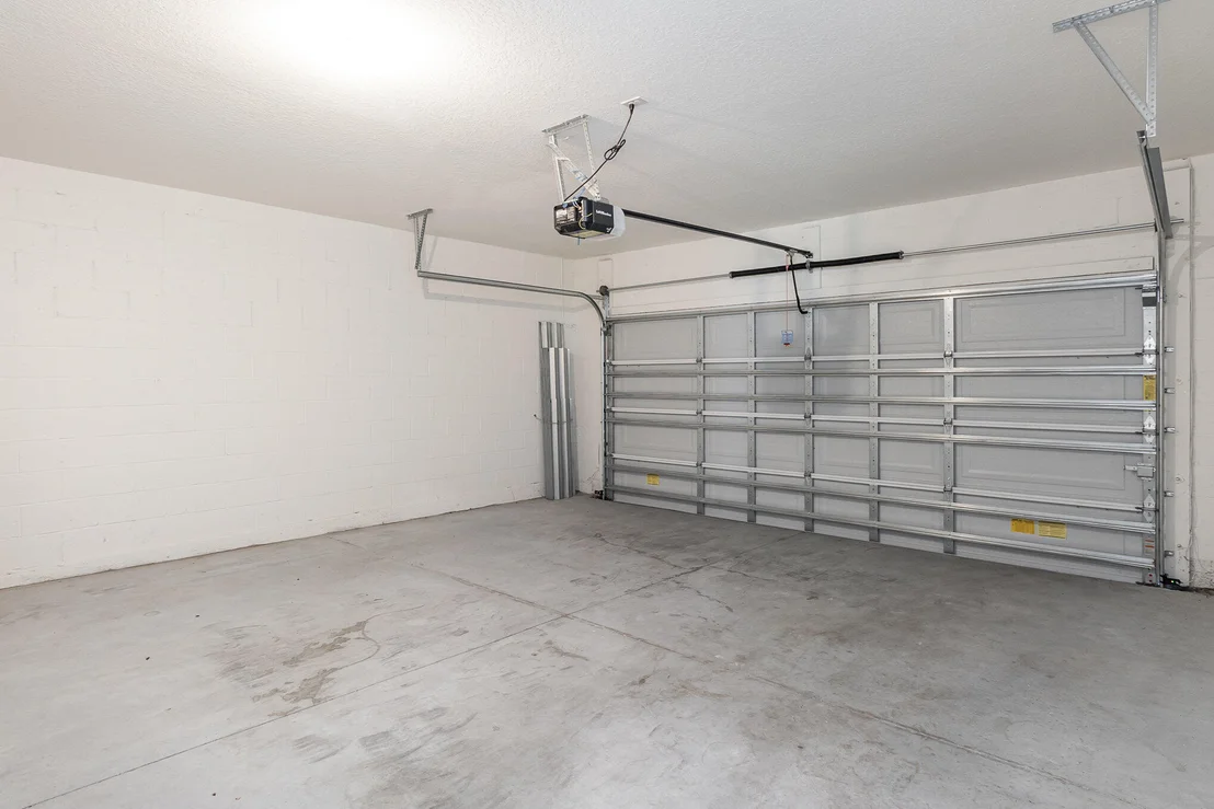 Photo of 656 Airoso Road SE