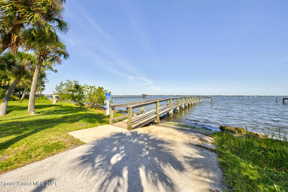 Photo of 2006 N Indian River Drive