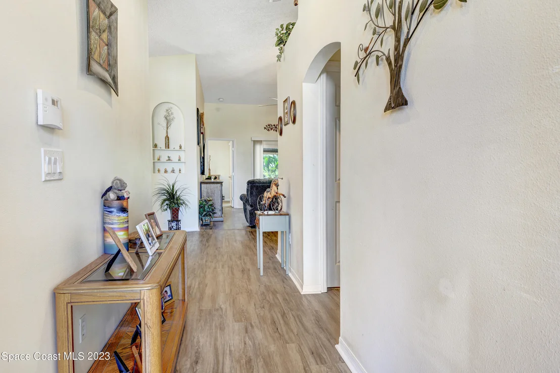 Photo of 2572 Ventura Circle