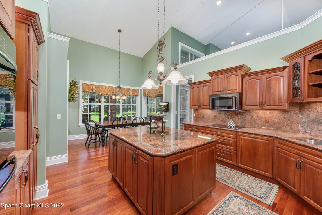 Photo of 3685 Oak Lane