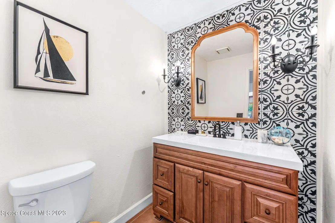 Photo of 442 Riverview Lane