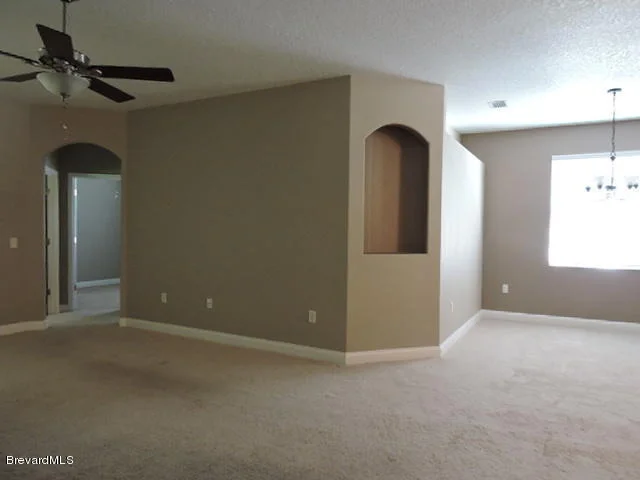 Photo of 602 Waterside Circle