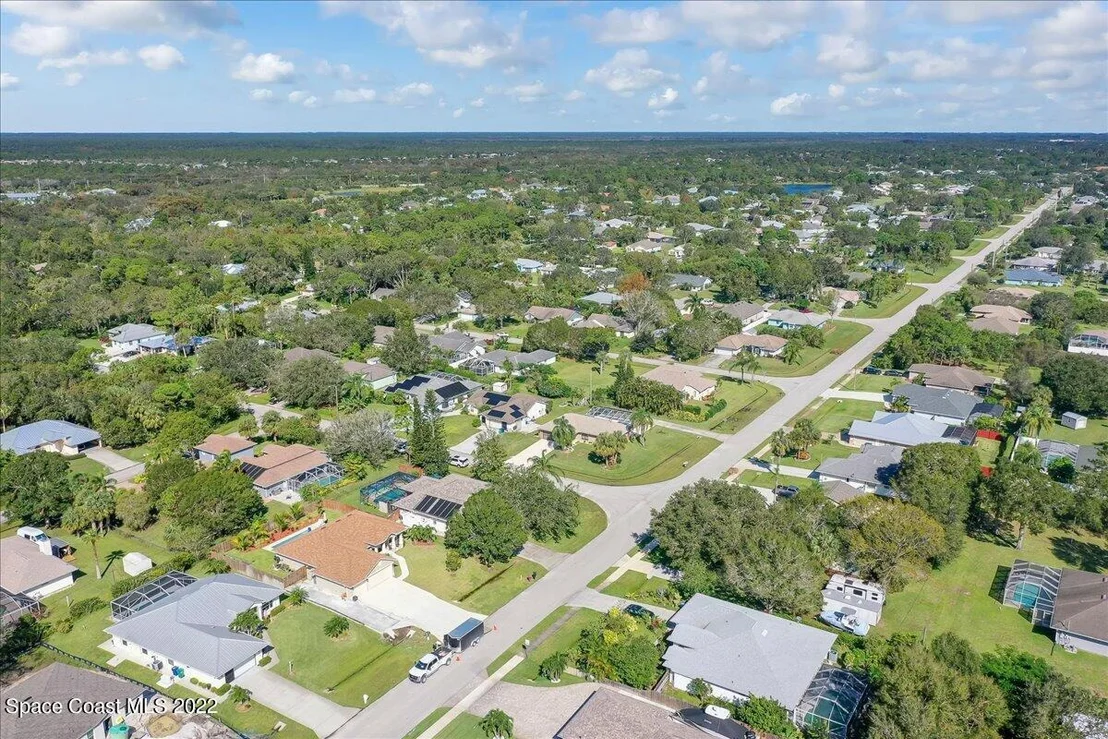 Photo of 1477 Bevan Drive