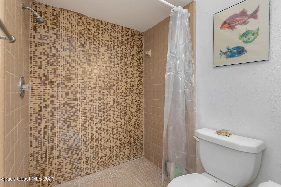 Photo of 310 Bayhead Drive
