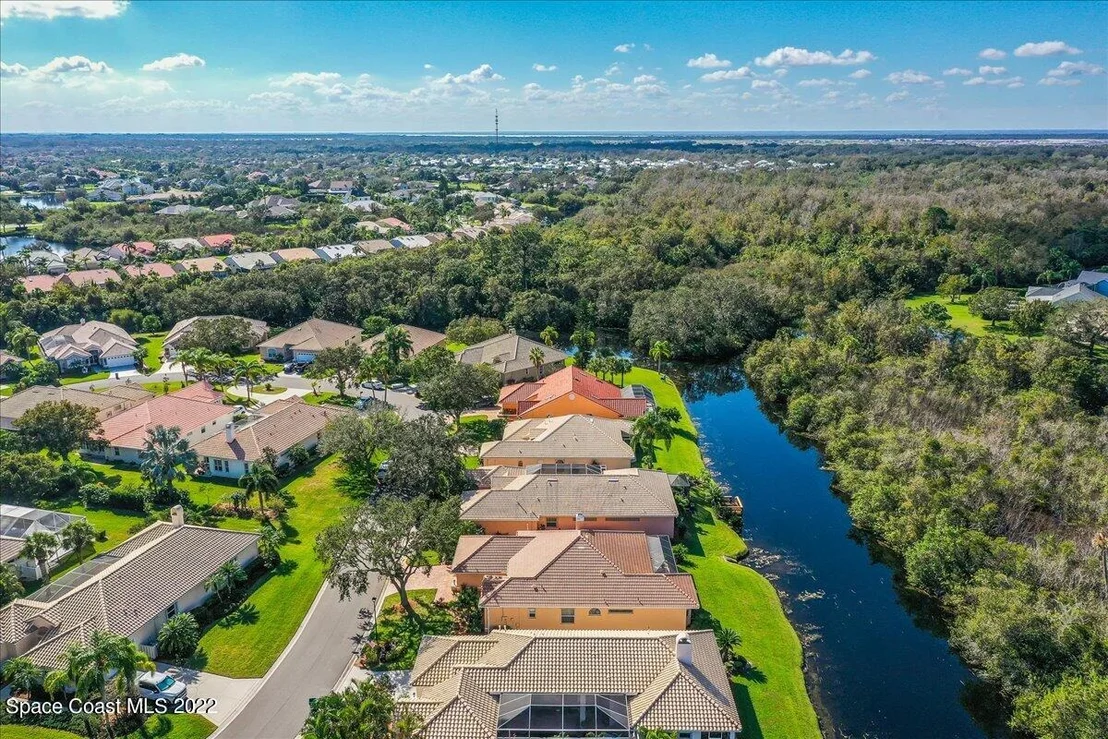 Photo of 937 Palm Brook Drive