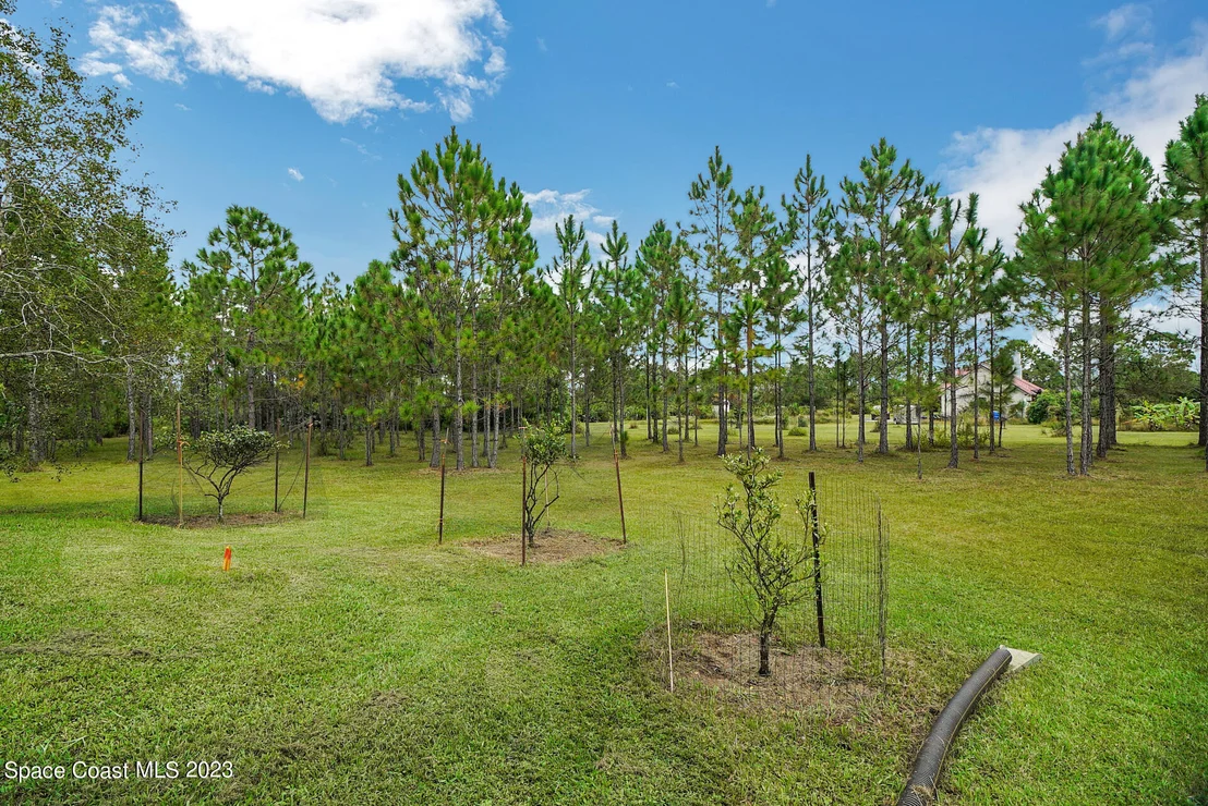 Photo of 1001 Shellcracker Road