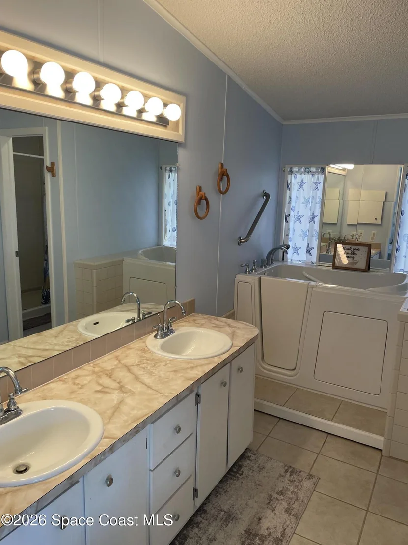 Photo of 706 Lantania Drive