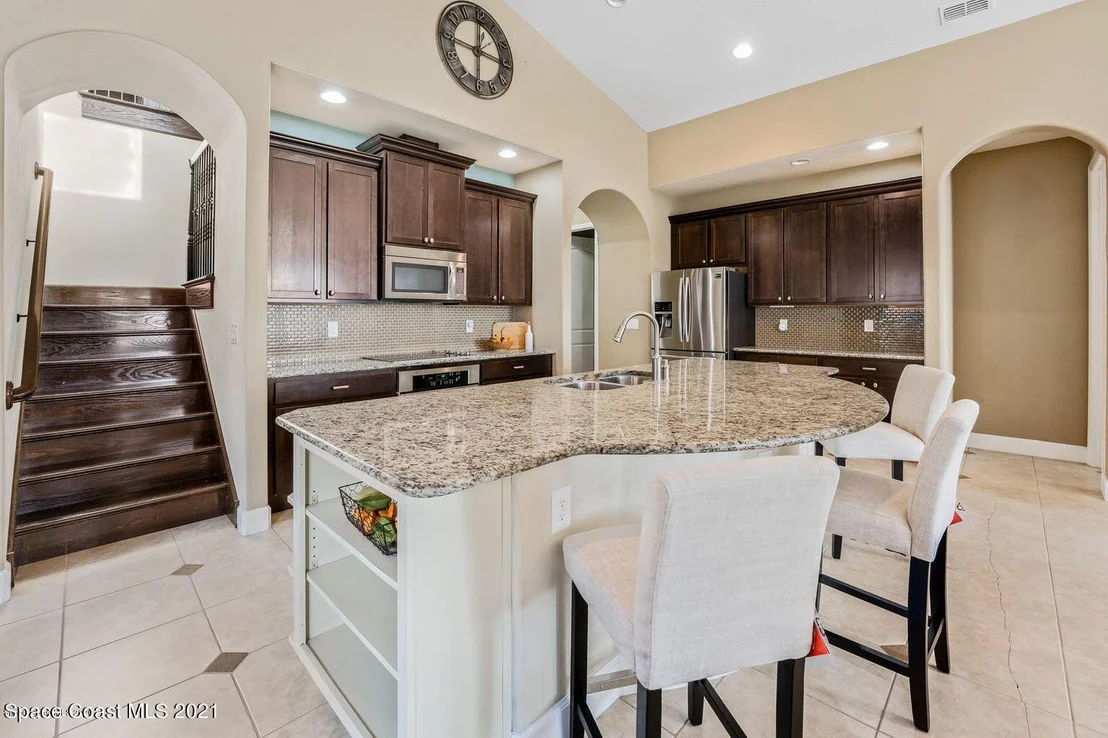 Photo of 329 Montecito Drive