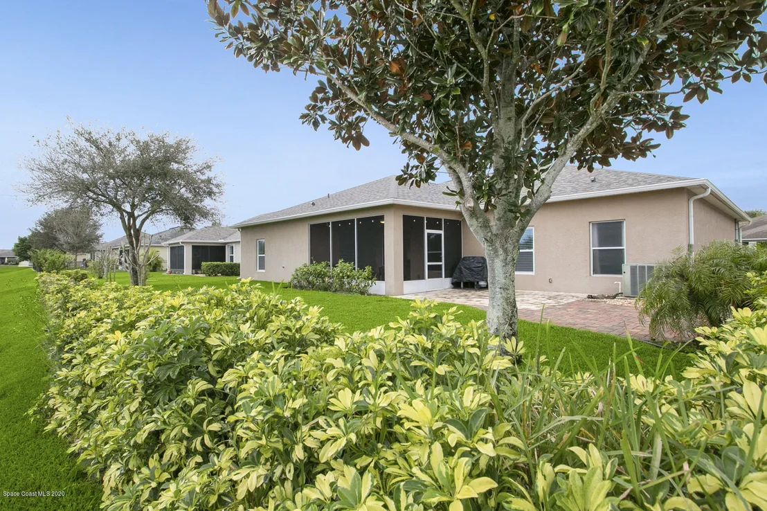 Photo of 1037 Morgan Circle NE
