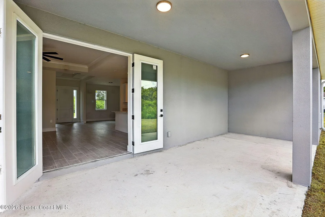 Photo of 811 Saint Andre Boulevard