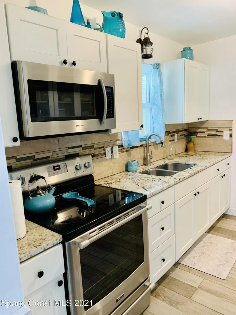 Photo of 3155 Lionel Road