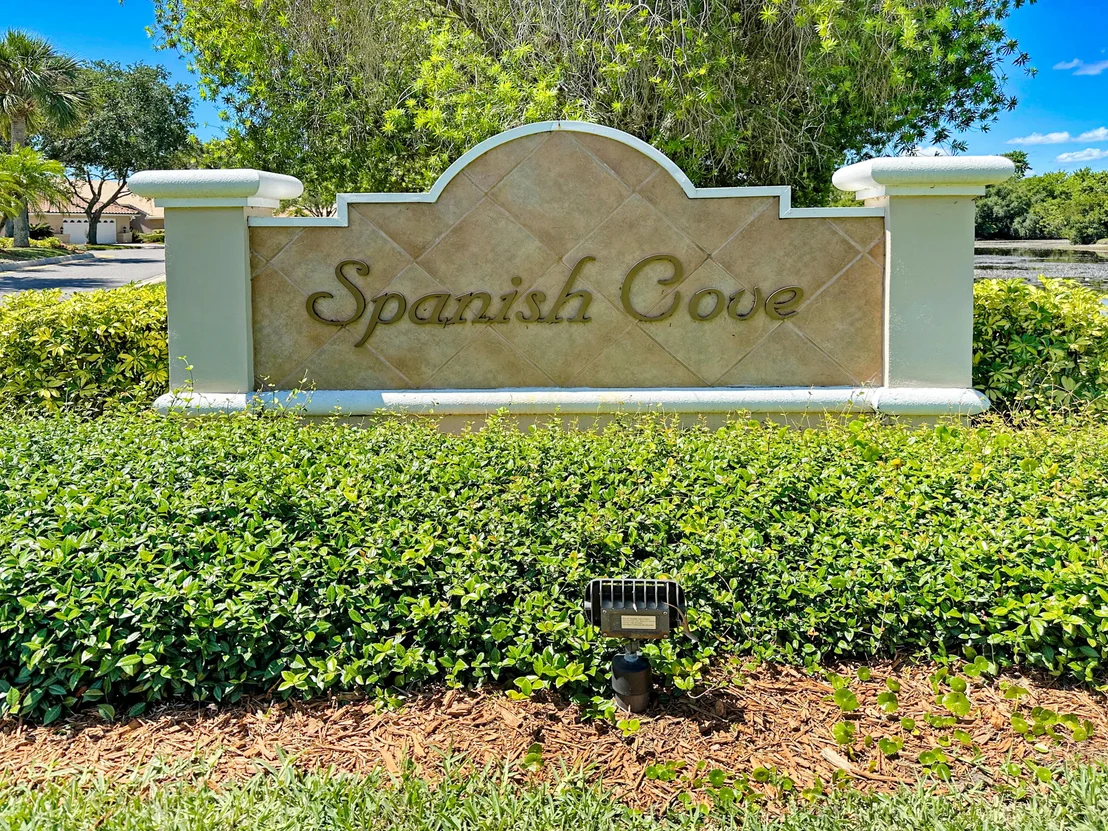 Photo of 1010 Palm Brook Drive