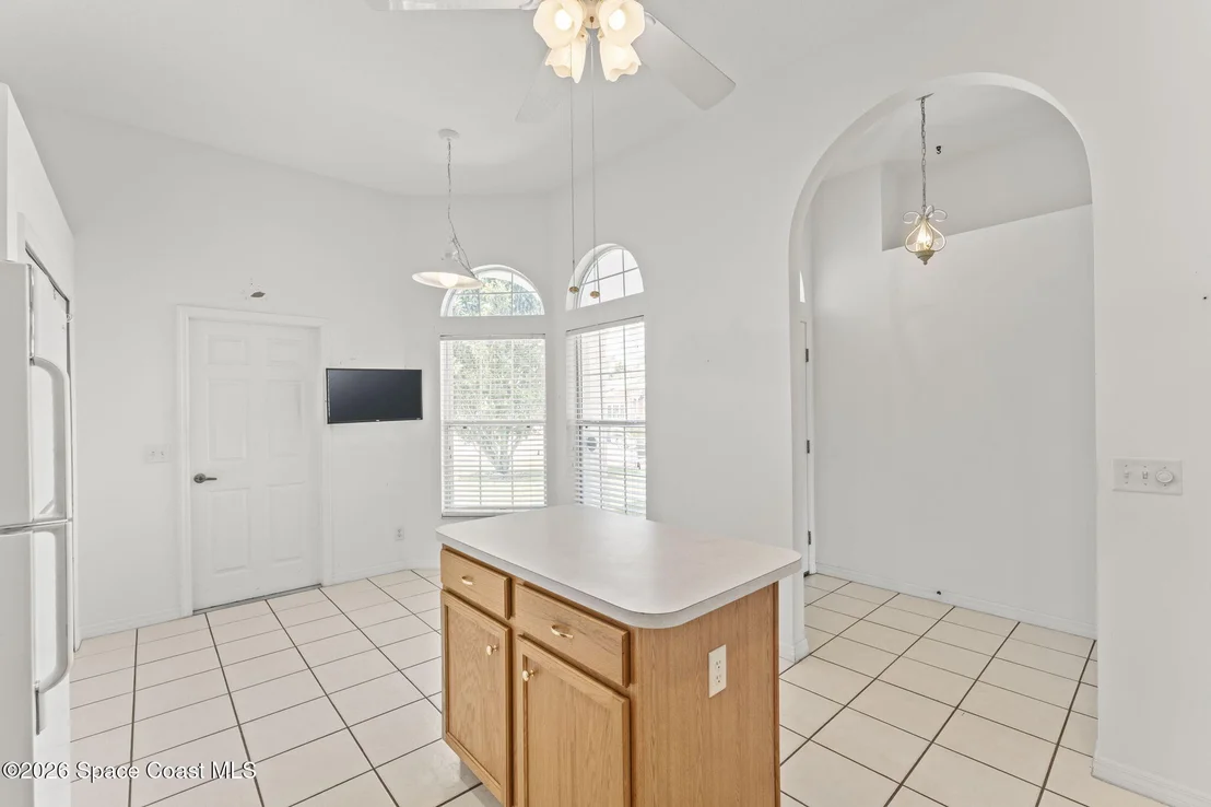 Photo of 1021 Pine Creek Circle NE