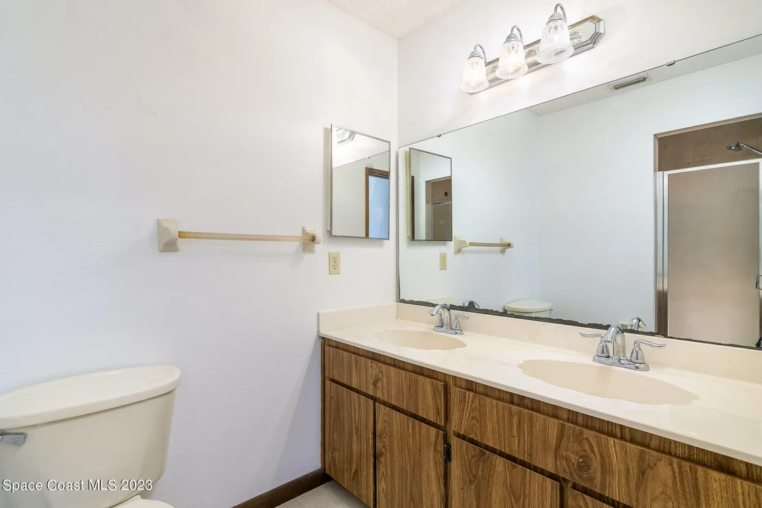 Photo of 8017 Windover Way