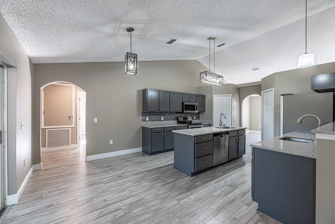 Photo of 6107 Corning Road