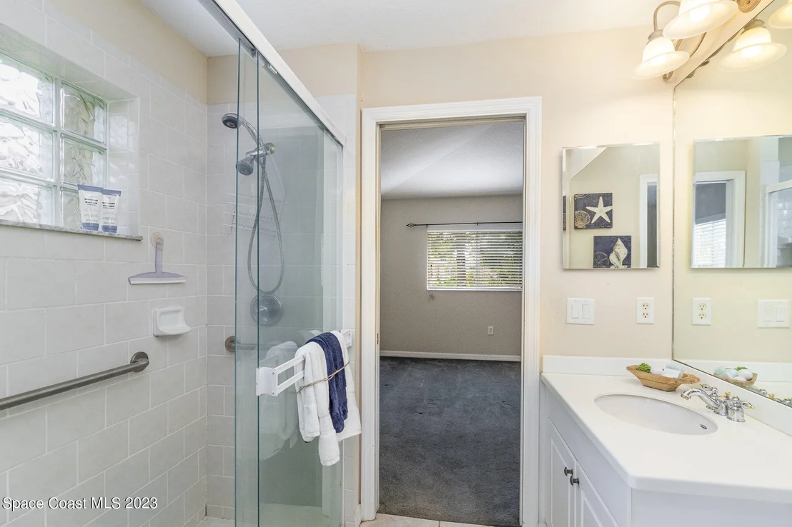 Photo of 7227 Broderick Drive