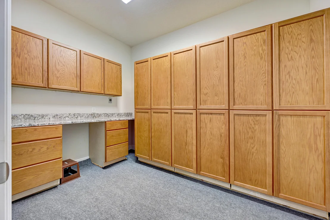 Photo of 2690 Weber Road