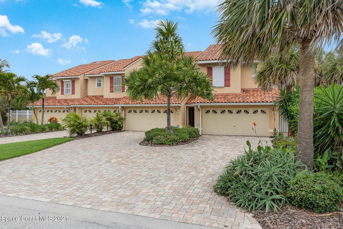 Photo of Unit C at 100 Ormond Drive