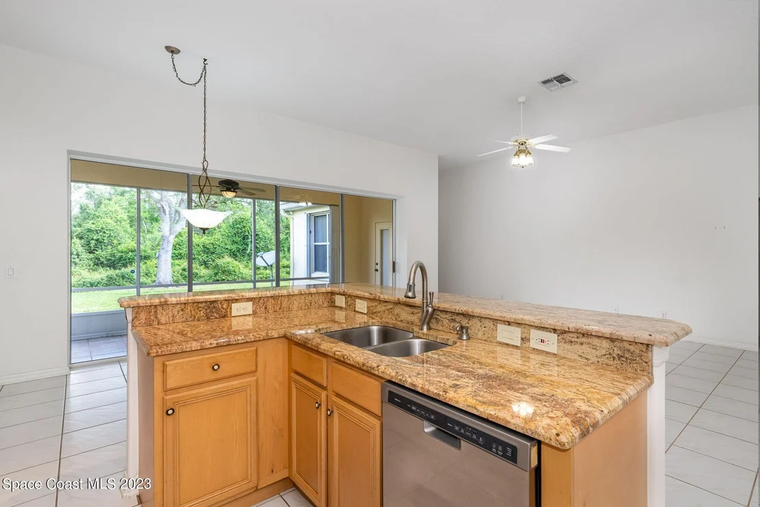 Photo of 928 Wimbledon Drive