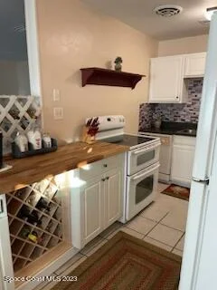 Photo of 1052 Myrtle Lane