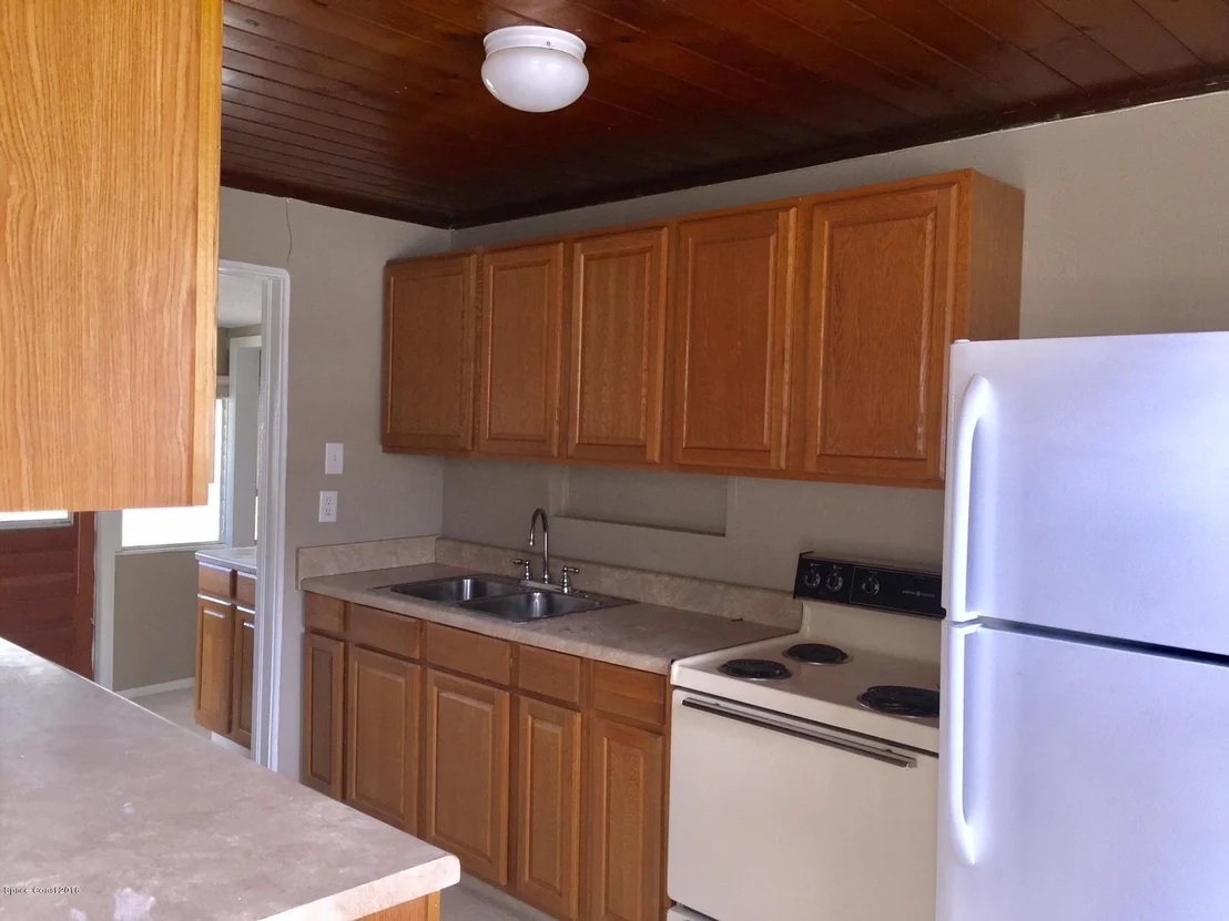 Photo of 2540 Clinton Drive NE