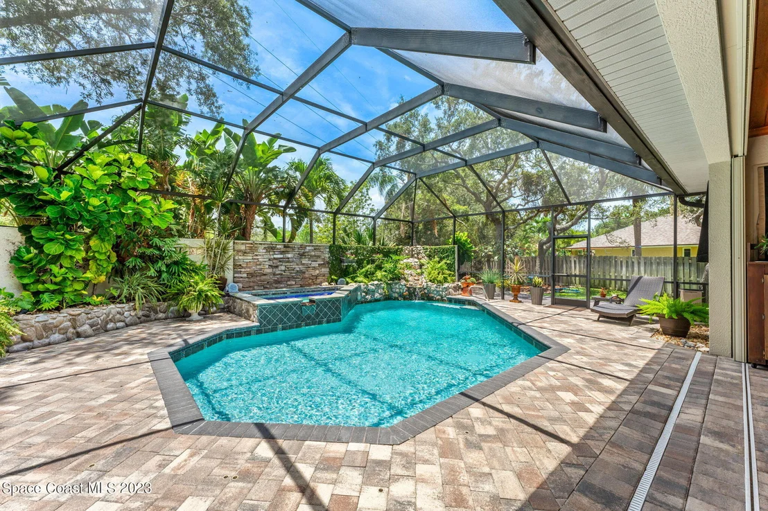 Photo of 891 Peregrine Drive