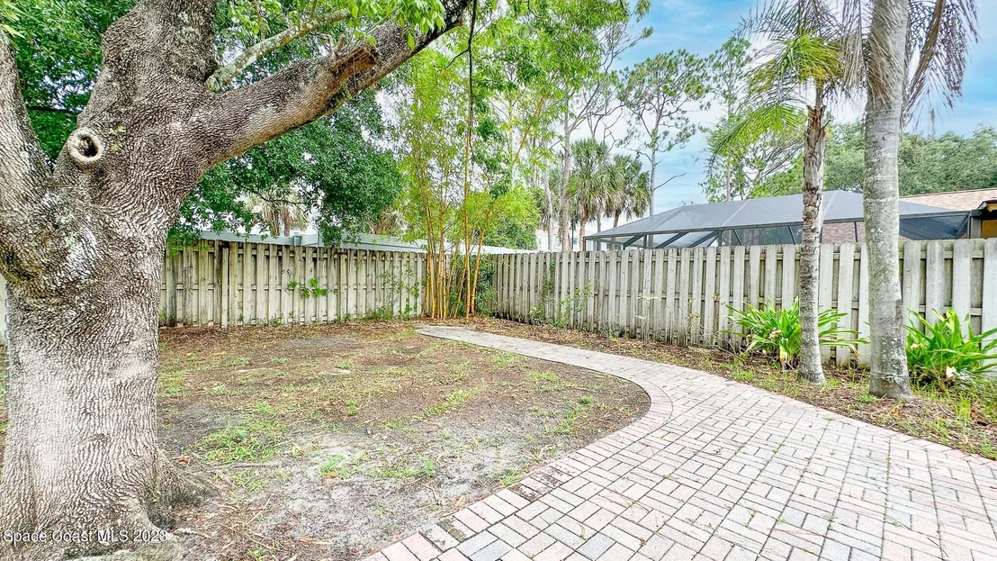 Photo of 4290 Silver Lake Drive