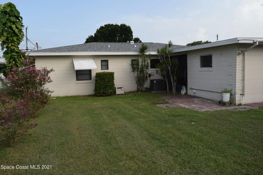 Photo of 300 Holly Lane