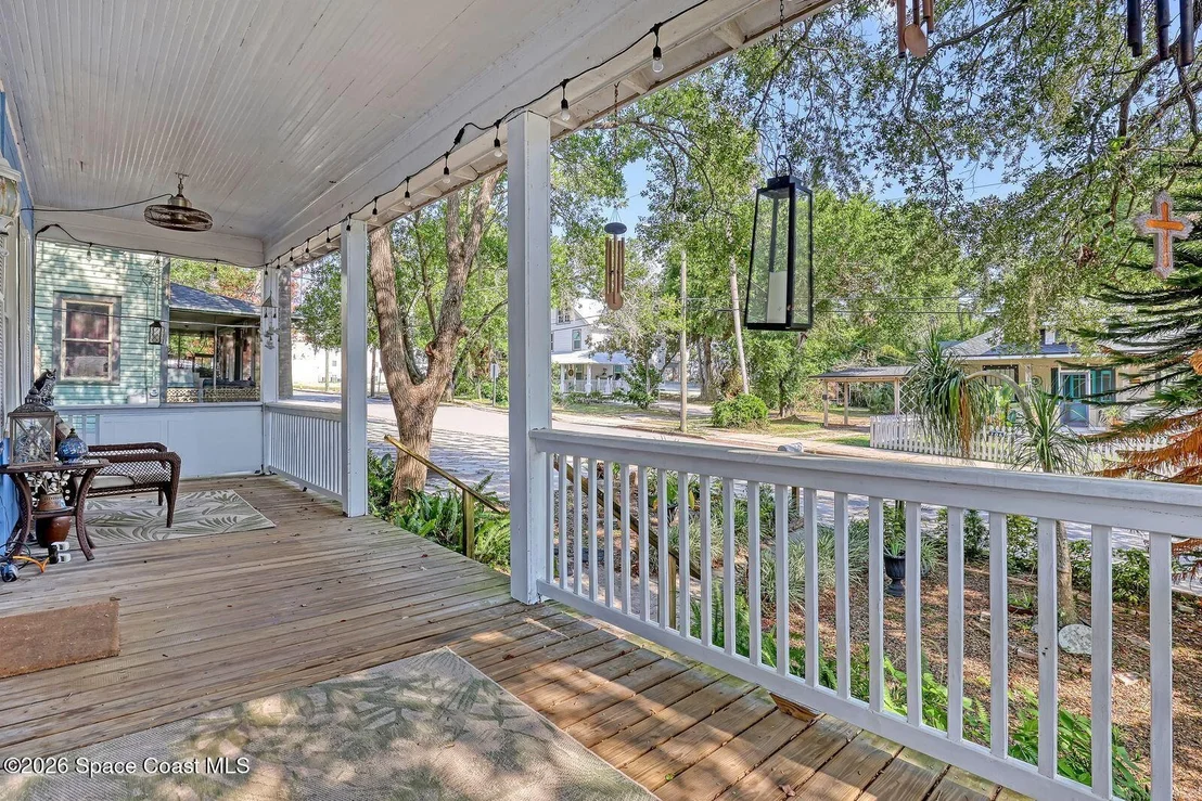 Photo of 107 Oak Street