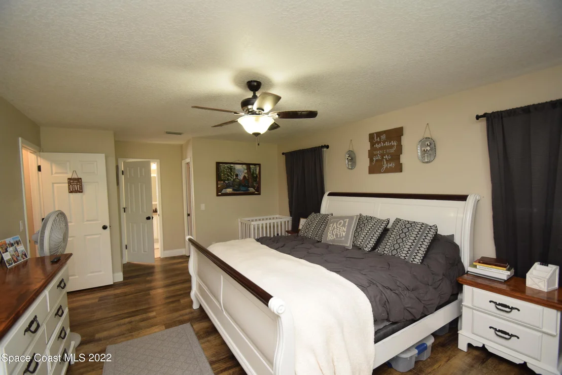 Photo of 1775 Grant Road