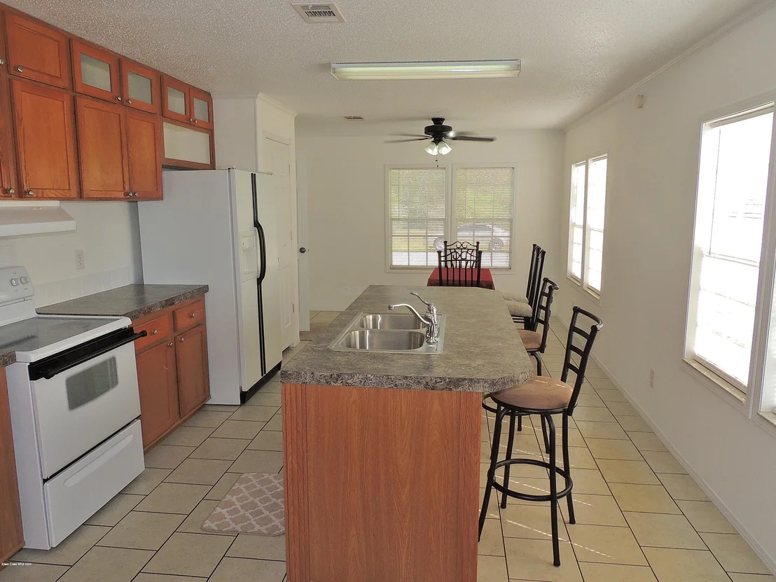 Photo of 855 Phillis Way