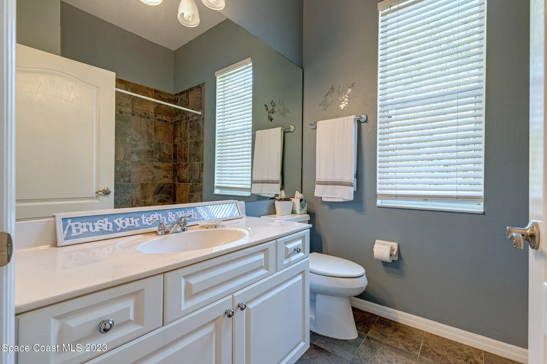 Photo of 832 Carriage Hill Road