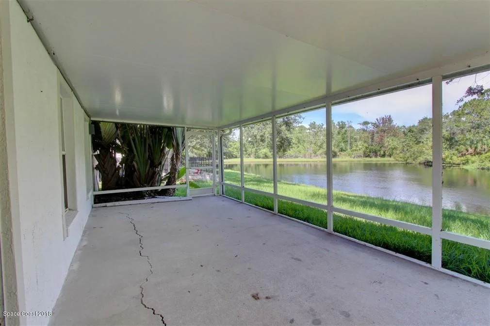Photo of 1457 Crane Creek Boulevard