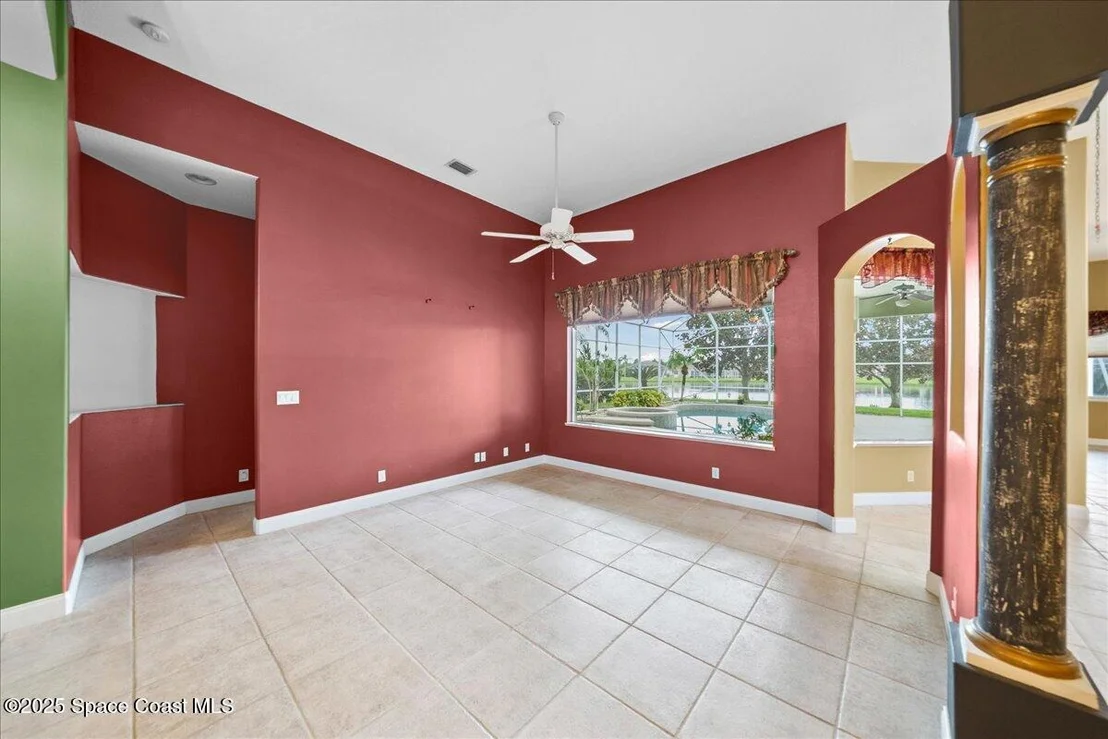Photo of 827 Thrasher Drive