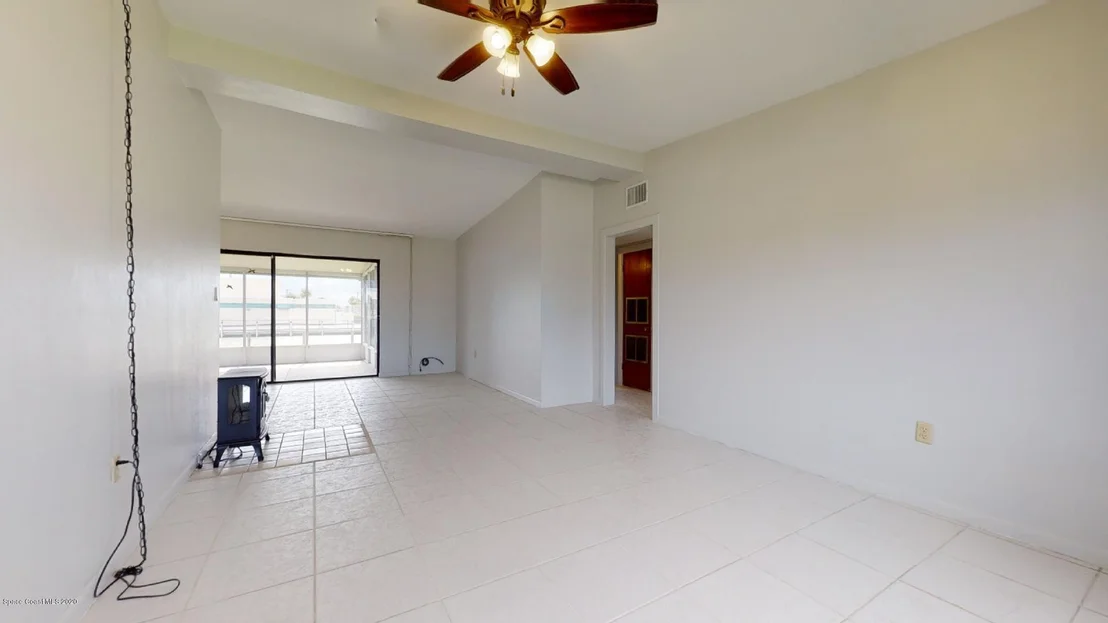 Photo of 363 Angelo Lane