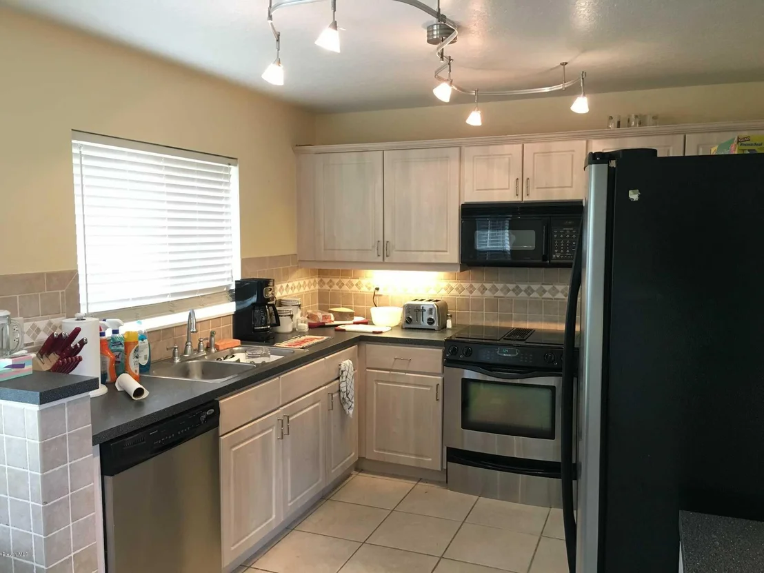 Photo of 3844 Saint Armens Street