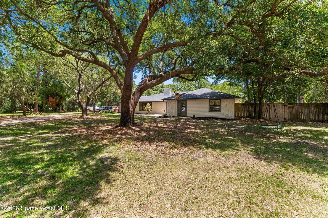 Photo of 1980 Juniper Circle