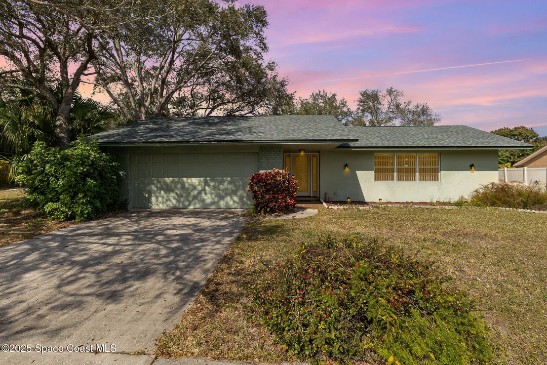 Photo of 1359 Cherry Hills Road NE