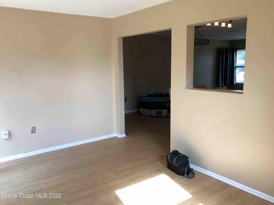 Photo of 955 Palm Street