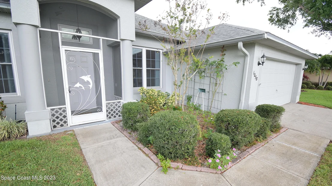 Photo of 1058 Jacaranda Circle