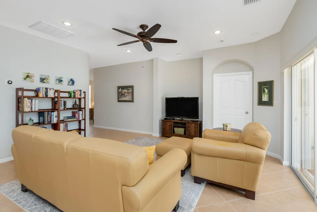 Photo of 6945 Lovington