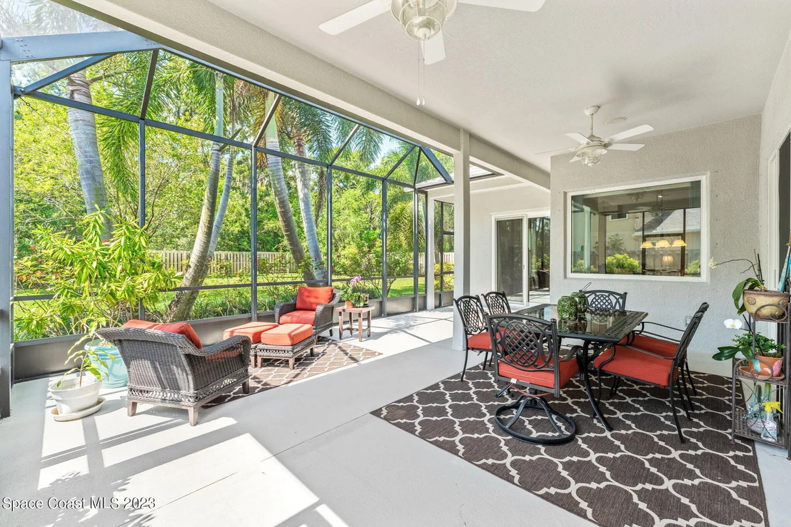 Photo of 2275 Botanica Circle