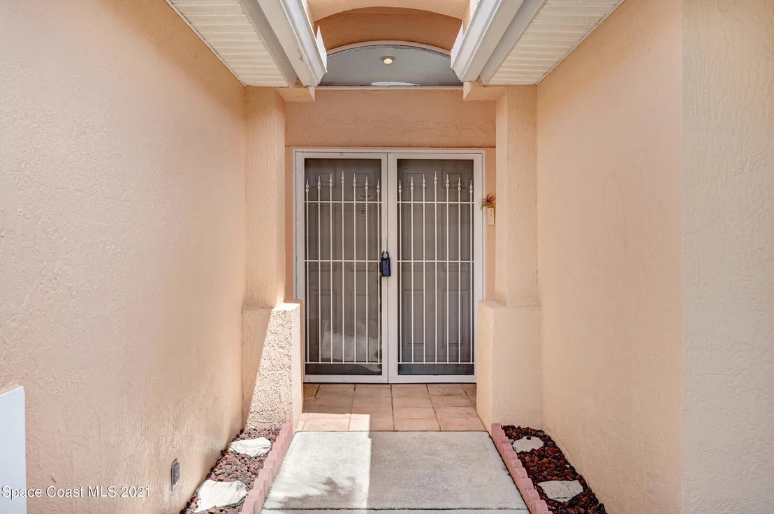 Photo of 425 Carmel Drive