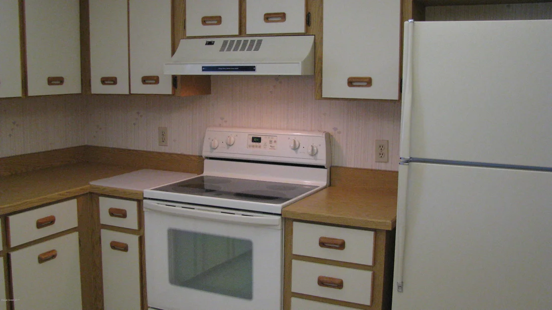Photo of Unit 1305 at 1700 Commodore Boulevard