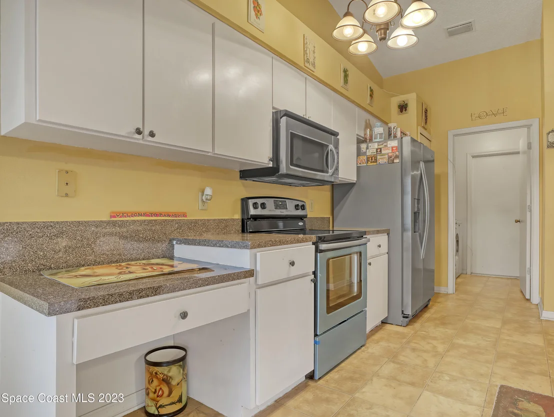 Photo of 958 Lyons Circle NW